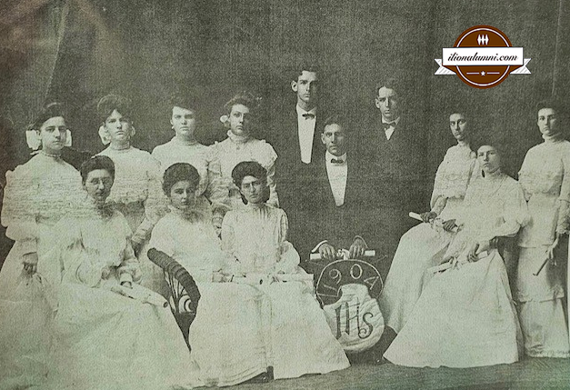 1904 Ilion Class Photograph